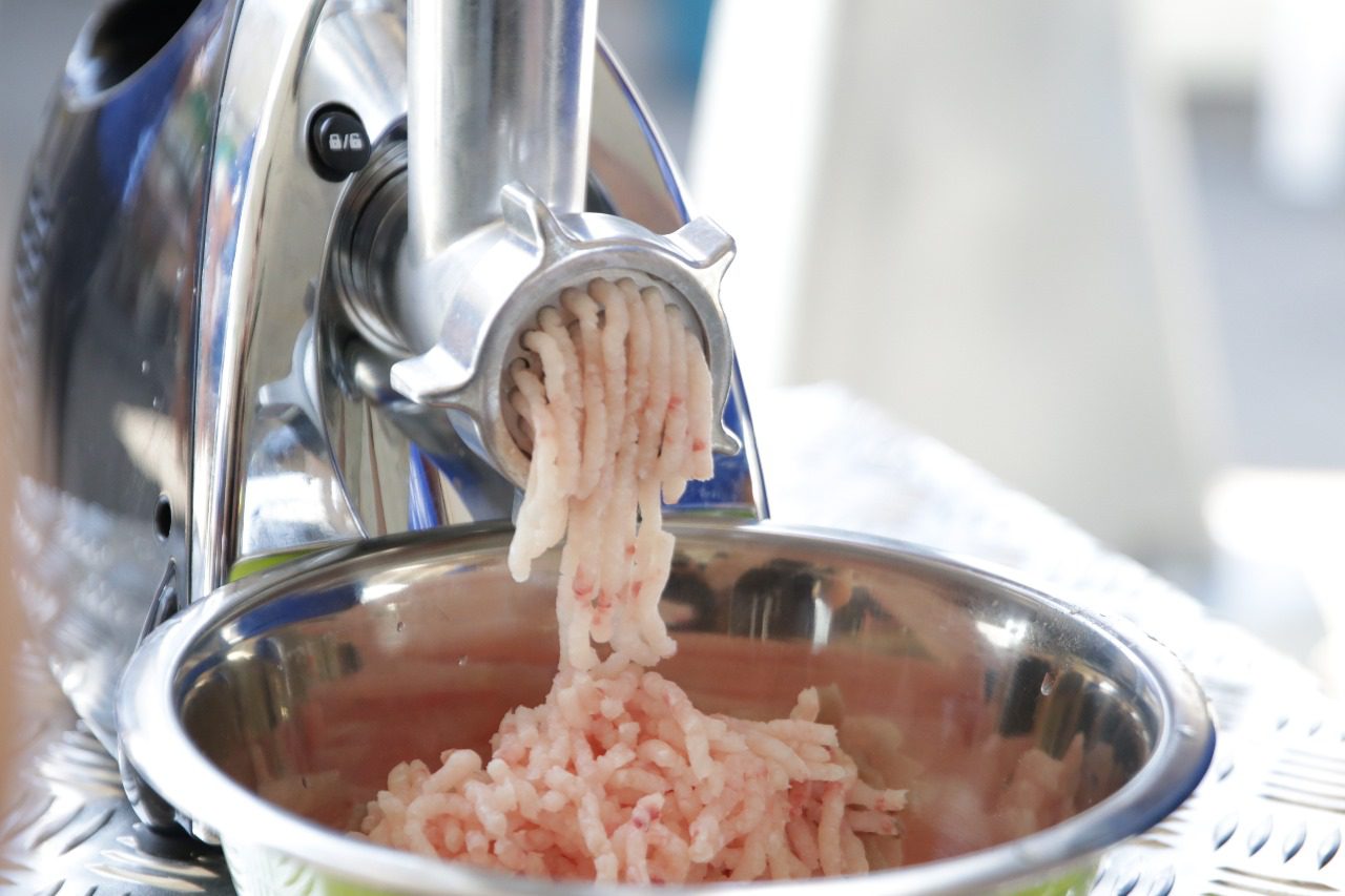 Governo do Amazonas promove reaproveitamento de aparas e espinhas de peixe para produção de novos alimentos